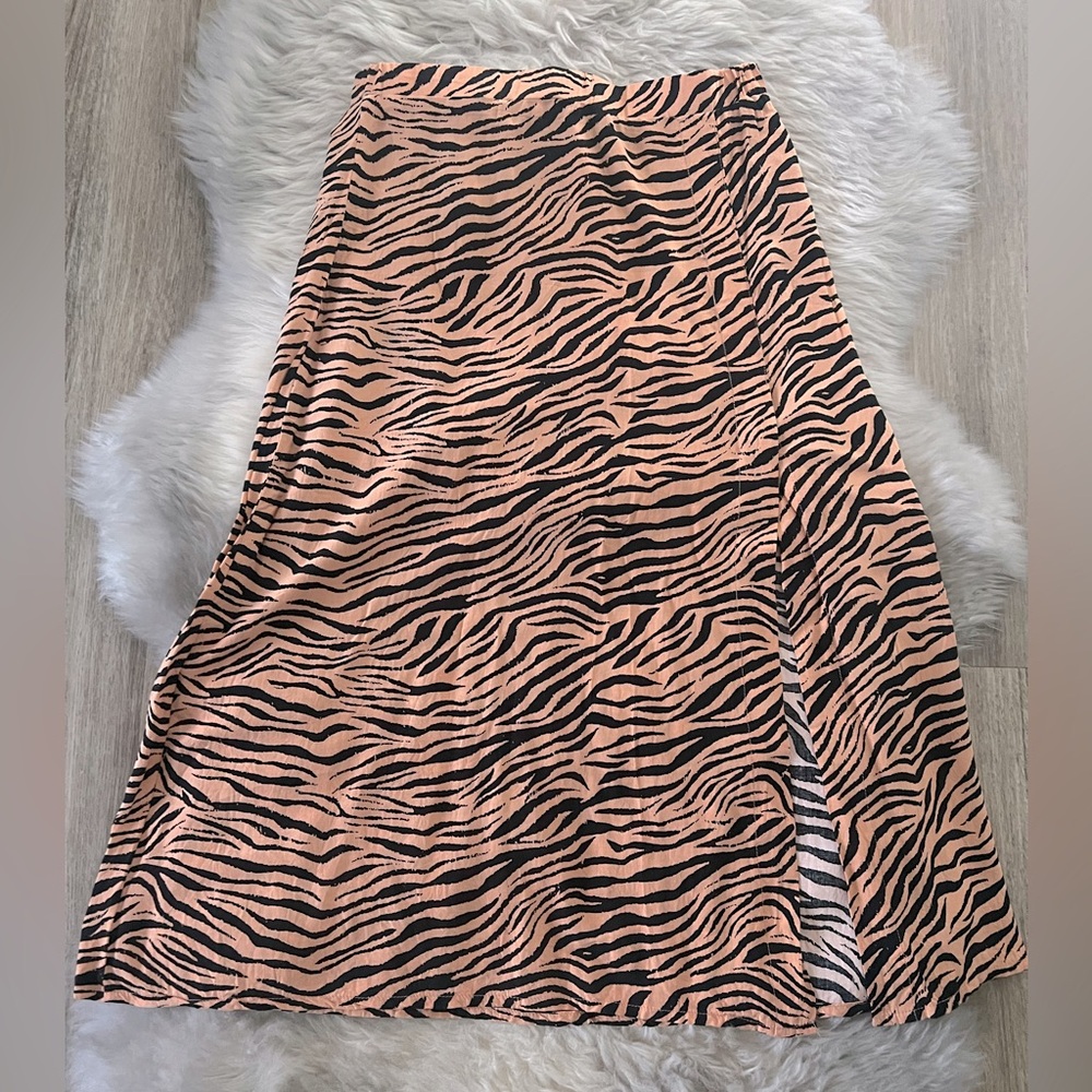 Tiger Print Midi Skirt!